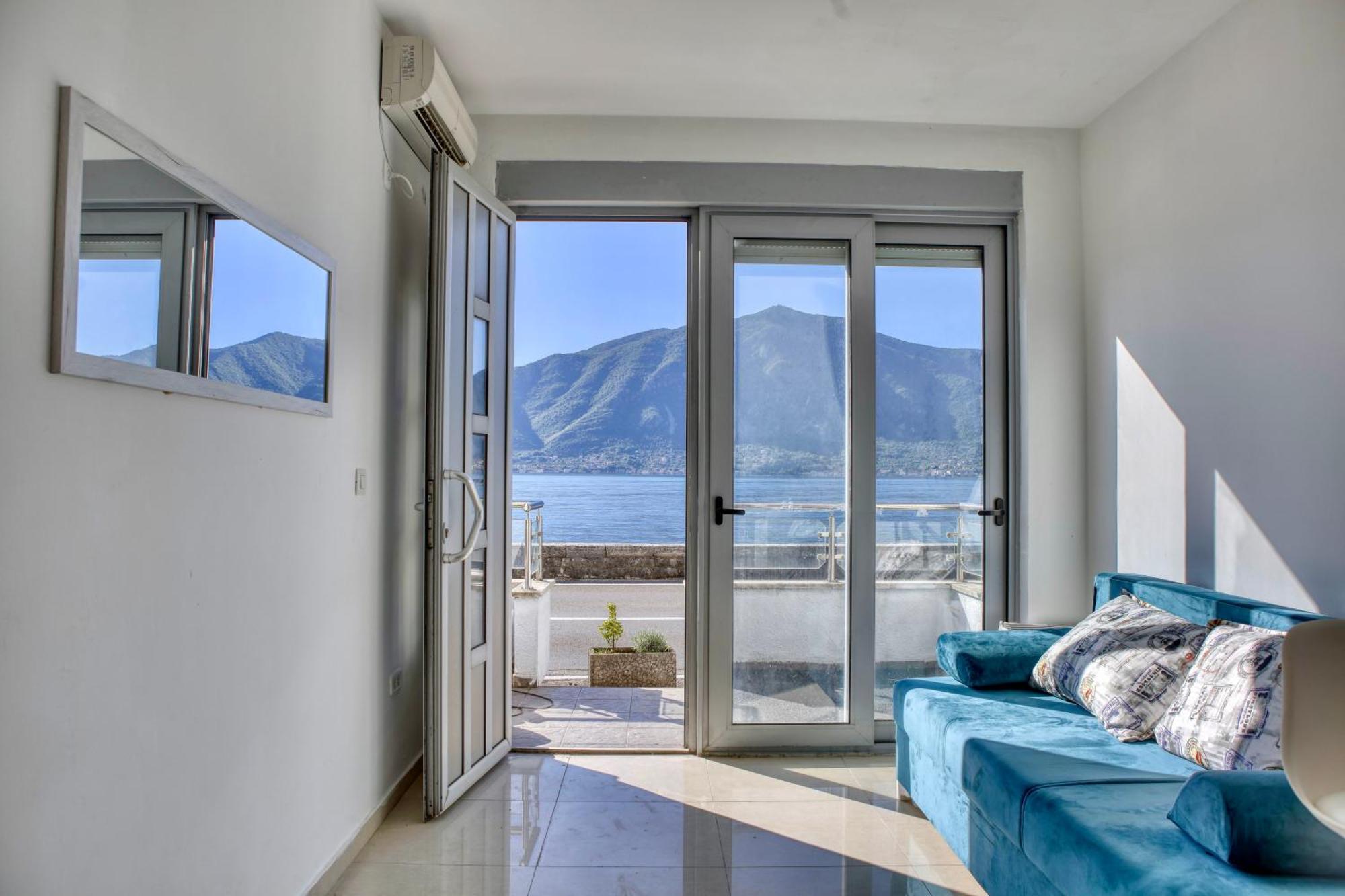 Waterfront Apartments Kotor Dış mekan fotoğraf