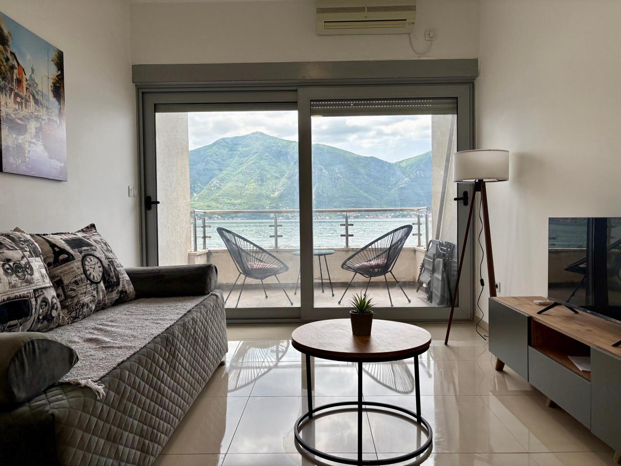 Waterfront Apartments Kotor Dış mekan fotoğraf